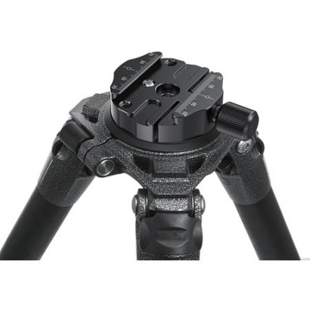SmallRig KDBC2469 - płytka głowicy z zaciskiem Quick Switch do statywu - przykład użycia